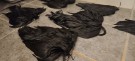 HEN SADDLES OG MARABOU PATCHES BLE FARGET AV MØRK SVART! Vi farget 4stk store marabou patch igjen.  thumbnail